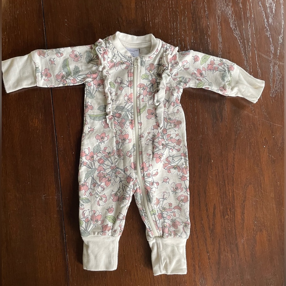 Polarn O Pyret newborn romper